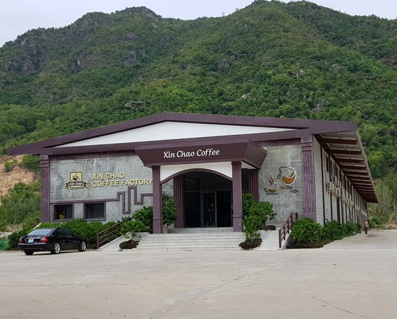 Các showroom đón khách Trung Quốc tại Nha Trang 'thách đố' chính quyền ảnh 2