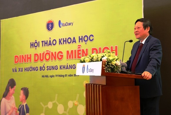 Kháng thể IgG từ sữa non bảo vệ trẻ trước tác nhân gây bệnh ảnh 1