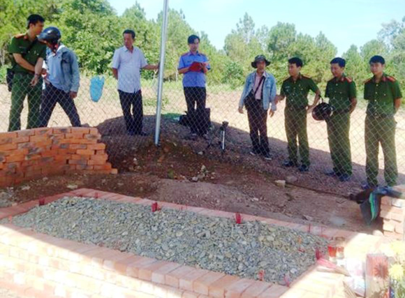 Vụ san ủi mộ vợ vua Tự Đức: Công an và Viện KSND vào cuộc điều tra ảnh 2