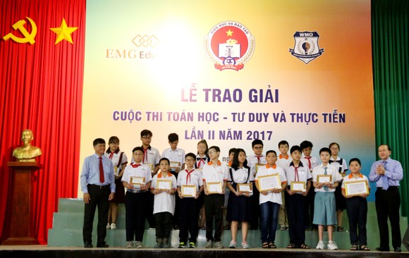 117 học sinh được trao giải cuộc thi Toán học - Tư duy và Thực tiễn lần 2 ảnh 3