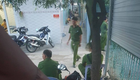 Bước đầu xác nhận nguyên nhân vụ 2 cha con tử vong trong phòng trọ ảnh 1