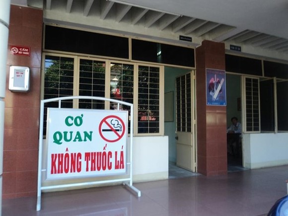Đà Nẵng xây dựng môi trường không khói thuốc lá tại các điểm du lịch ảnh 2