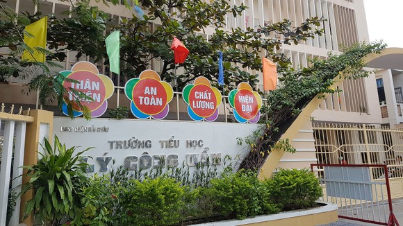 Sai phạm trong quản lý, hiệu trưởng trường tiểu học "bị" điều chuyển sang... phòng GD-ĐT quận ảnh 1
