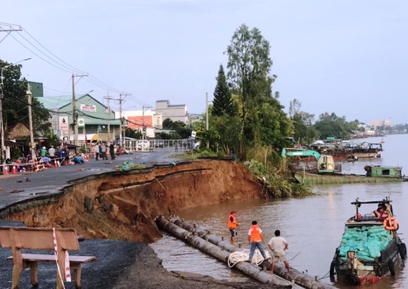 An Giang: Công bố tình huống khẩn cấp sạt lở ở sông Hậu ảnh 1