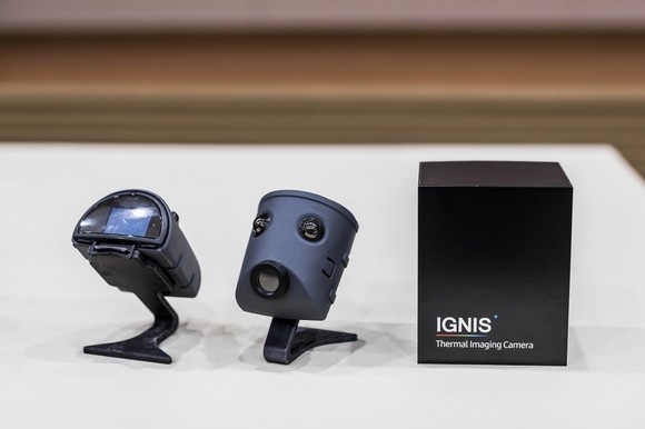 Samsunng trao tặng 300 Camera phát hiện nhiệt IGNIS cho lực lượng PCCC ảnh 1