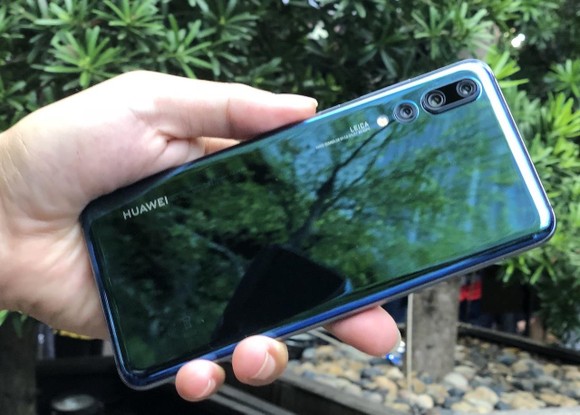 Không chỉ Google, nhiều hãng công nghệ Mỹ "ngừng kết nối" với Huawei ảnh 1