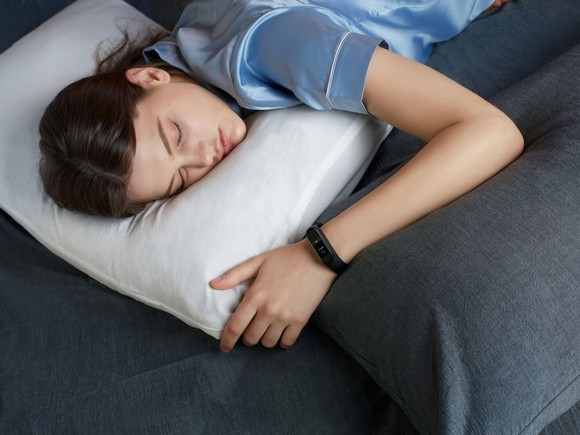 Xiaomi chính thức ra mắt vòng theo dõi sức khỏe thông minh Mi Smart Band 4 tại Việt Nam ảnh 2