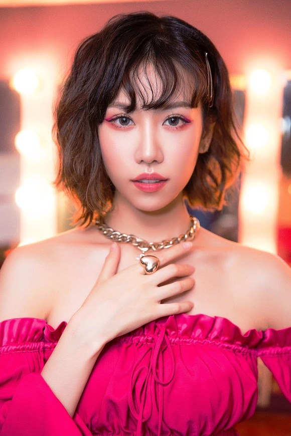 Nhiều hạt nhân âm nhạc trẻ xuất hiện trong lễ hội dành cho người yêu Kpop ảnh 1