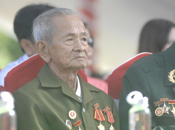 Khánh thành tượng đài tưởng niệm sự kiện tập kết 1954 ảnh 2