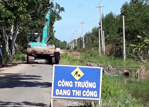 Cà Mau: Dự án đường Tắc Thủ vàm Đá Bạc hai lần gia hạn vẫn… chưa về đích ảnh 1