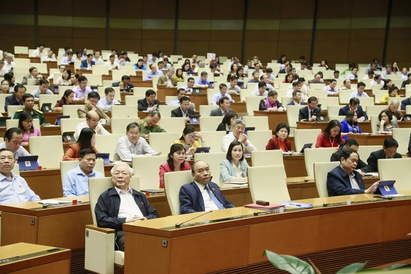 Thủ tướng: Bảo đảm phát triển hòa bình, nhưng kiên quyết không nhân nhượng về chủ quyền ảnh 1