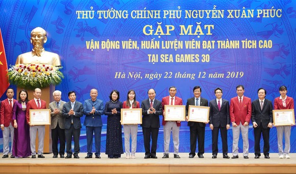 Thành tích của thể thao là cú hích quan trọng đối với sự phát triển kinh tế - xã hội đất nước ảnh 2