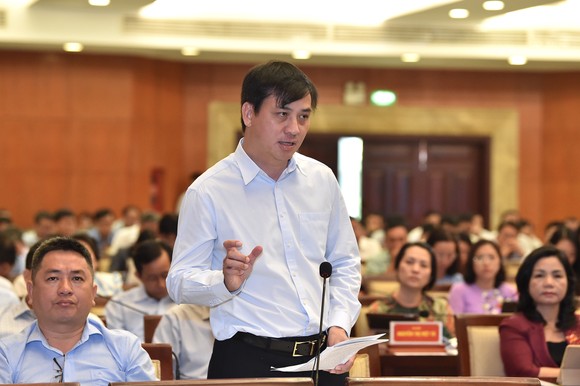 'Xử' luôn cả chủ đầu tư lẫn tư vấn, giám sát, nhà thầu… nếu vi phạm trật tự xây dựng ảnh 2