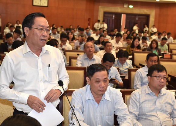 'Xử' luôn cả chủ đầu tư lẫn tư vấn, giám sát, nhà thầu… nếu vi phạm trật tự xây dựng ảnh 1