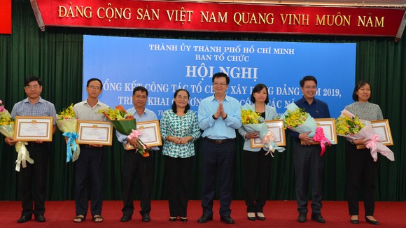 Bí thư Thành ủy TPHCM Nguyễn Thiện Nhân: Nhân sự cho đại hội Đảng các cấp đang rất cấp bách ảnh 1