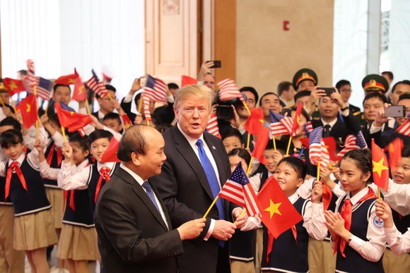 Thủ tướng Nguyễn Xuân Phúc hội kiến Tổng thống Donald Trump ảnh 6