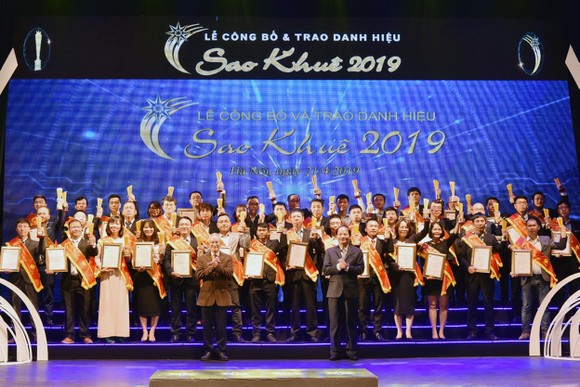 94 sản phẩm, dịch vụ CNTT xuất sắc được trao danh hiệu Sao Khuê 2019 ảnh 1