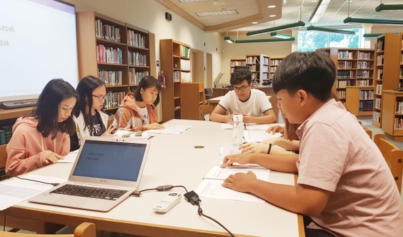 Tập đoàn giáo dục Nguyễn Hoàng trao hơn 1.000 suất học bổng quốc tế cho học sinh, sinh viên ảnh 2