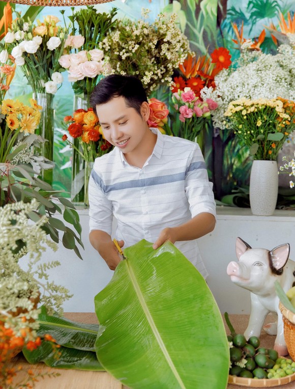 Độc đáo gói hoa bằng lá chuối ảnh 1