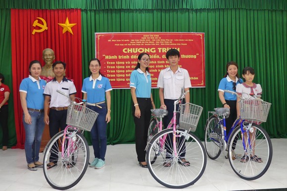 Nhiều hoạt động đền ơn đáp nghĩa tại Cần Giờ ảnh 2