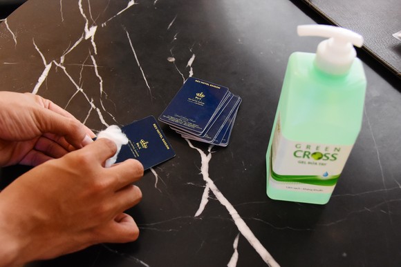 Khách sạn Rex Sài Gòn tiếp tục duy trì, tăng cường và kiểm soát chặt chẽ các biện pháp phòng chống trong mùa dịch ảnh 7