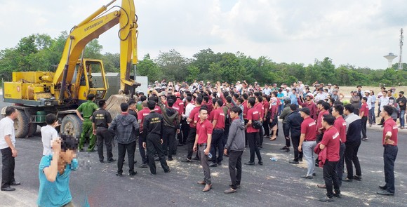 Đề nghị truy tố nhân viên Alibaba 'quậy phá' ở Bà Rịa-Vũng Tàu 2 tội ảnh 1