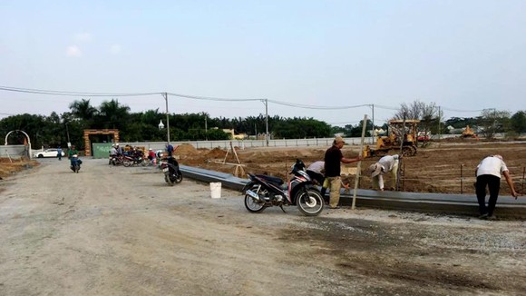 Cẩn trọng pháp lý và quy hoạch khi mua đất nền ảnh 1