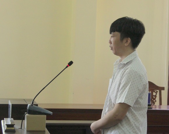Tự cho mình có thể đưa người vào ngành công an, nguyên đại úy lãnh 13 năm tù ảnh 1