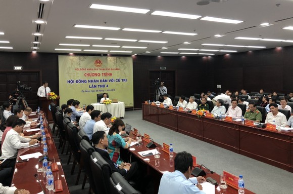 Chương trình "HĐND với cử tri" Đà Nẵng: Nhiều vấn đề nóng được mổ xẻ ảnh 1