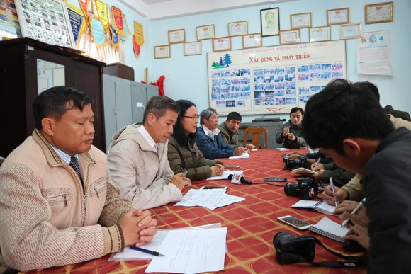 Dừng sử dụng các phòng học có kết cấu tương tự phòng vừa bị sập sàn ảnh 3