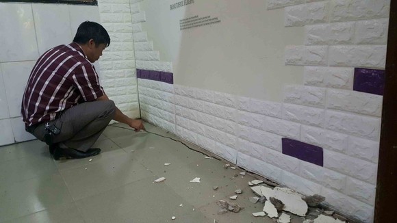 Công trình xây dựng không an toàn, gây sụt lún nguy hiểm các nhà kế cận ảnh 1