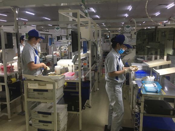 Nhiều nơi cho công nhân được nghỉ làm ngày thứ bảy ảnh 2
