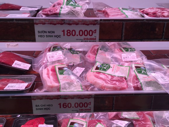Doanh nghiệp đồng hành cùng Chính phủ giảm giá heo xuống 60.000 đồng/kg ảnh 2