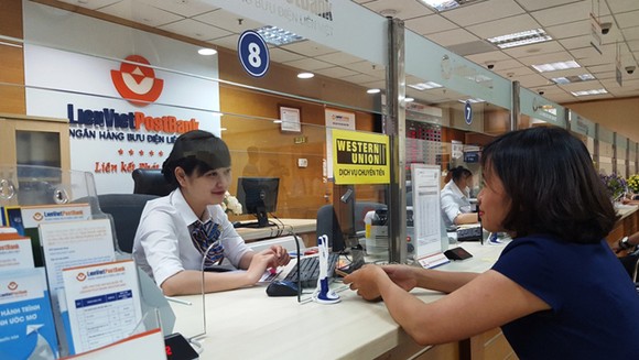 LIENVIETPOSTBANK được chấp thuận niêm yết cổ phiếu trên sàn UPCOM ảnh 1