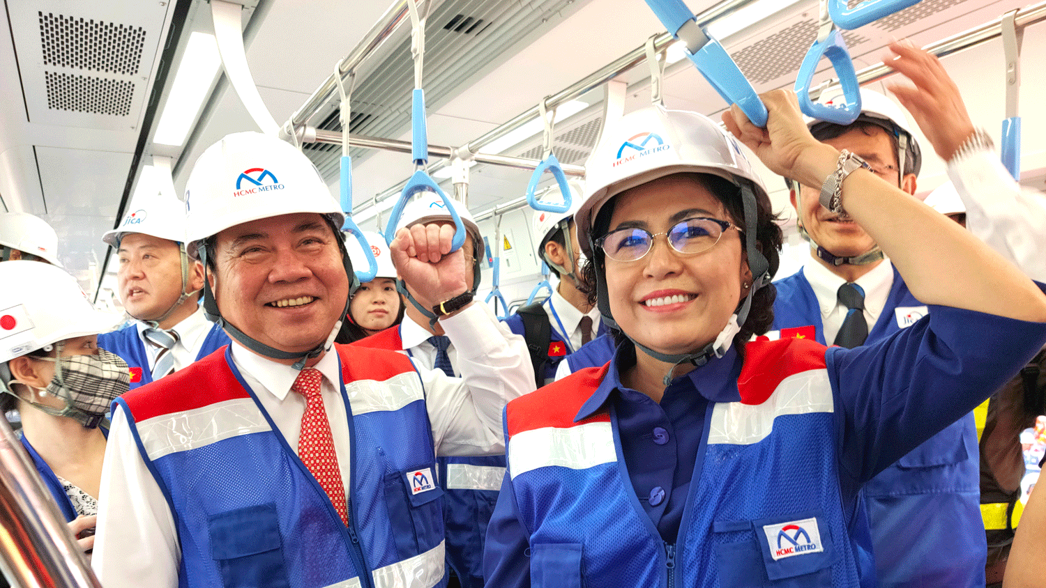 Cuối năm 2021, đoàn tàu tuyến metro số 1 vận hành ảnh 1