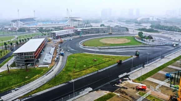 Hà Nội chính thức hoãn chặng đua F1 vào tháng 4 tới ảnh 1