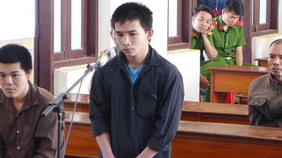 12 năm tù cho kẻ đánh chết bạn nhậu ảnh 1