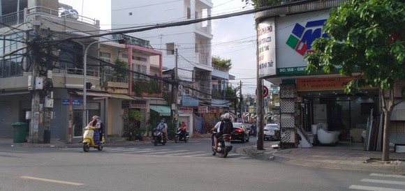 Đồng Nai: Bệnh nhân 595 xuất viện sau 4 lần xét nghiệm âm tính ảnh 1