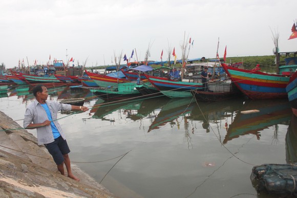 Các tỉnh miền Trung nỗ lực ứng phó bão số 4 ảnh 9
