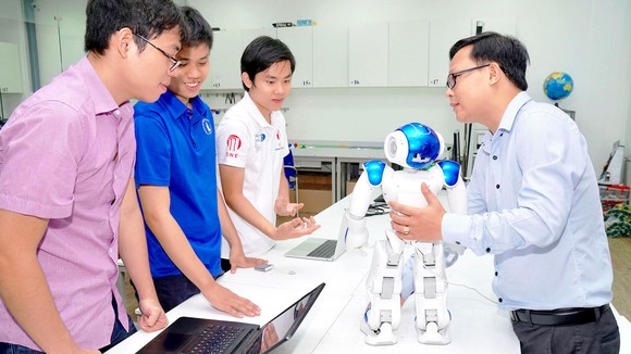 Ứng dụng trí tuệ nhân tạo vào đời sống - Bài 4: Thành phố luôn cởi mở, cầu thị ảnh 1