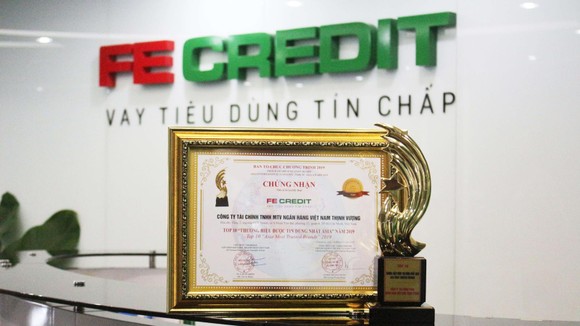 FE Credit được vinh danh “Top 10 doanh nghiệp được tin dùng nhất châu Á” ảnh 2