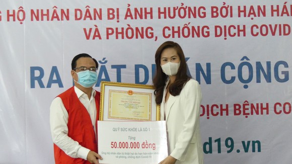 Cơ quan đại diện phía Nam - Hội chữ Thập đỏ Việt Nam phát động ủng hộ nhân dân bị ảnh hưởng bởi hạn mặn và phòng, chống dịch Covid-19 ảnh 4