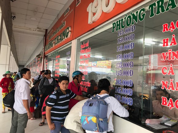 Vé xe Tết Dương lịch 2019: Có ghim vé, đẩy giá? ảnh 1