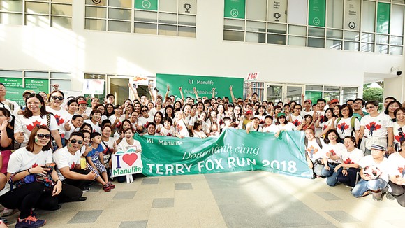 Gần 700 nhân viên và đại lý Manulife Việt Nam tham gia giải chạy Terry Fox 2018 ảnh 1