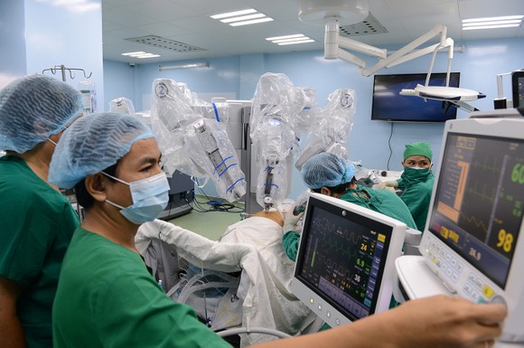 Phát huy truyền thống năng động sáng tạo để phát triển TPHCM - Chi thu nhập tăng thêm ở đơn vị tự chủ tài chính: Nơi có, nơi không ảnh 1