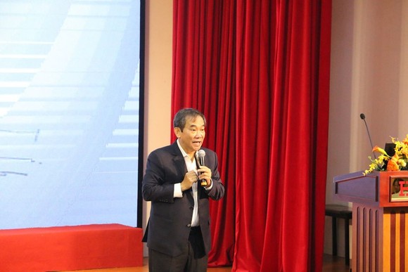 Hơn 2.000 học sinh THPT Đồng Tháp trải nghiệm một ngày là sinh viên ĐH Hồng Bàng ảnh 2