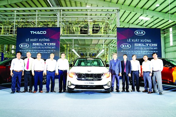 Kia Seltos chính thức xuất xưởng, áp dụng giá mới cho phiên bản Deluxe trong tháng 9-2020 ảnh 1