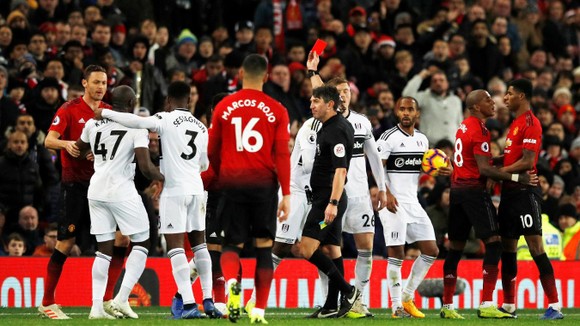 Man United - Fulham 4-1: Ashley Young và Juan Mata tỏa sáng ảnh 7