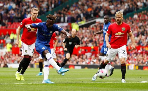 Man United - Chelsea 4-0: Rashford, Martial, James tỏa sáng, Quỷ đỏ vùi dập The Blue ảnh 4