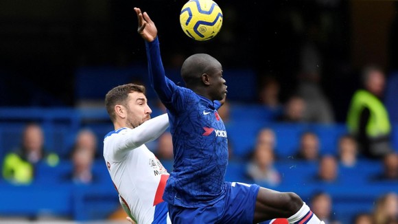 Thắng dễ Crystal Palace 2-0, Chelsea vươn lên nhì bảng ảnh 3